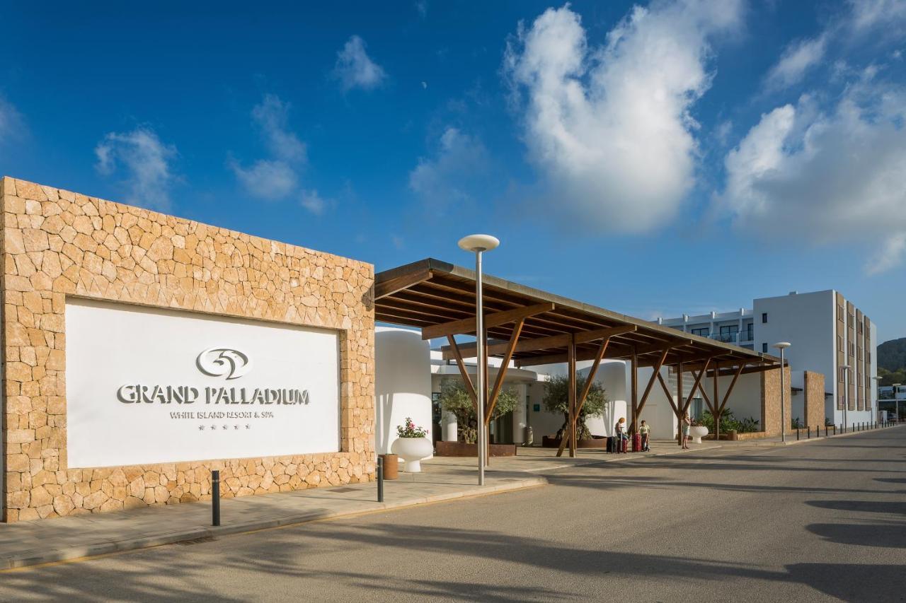 Grand Palladium White Island Resort & Spa Playa d'en Bossa Exteriér fotografie Grand Palladium White Island Resort & Spa