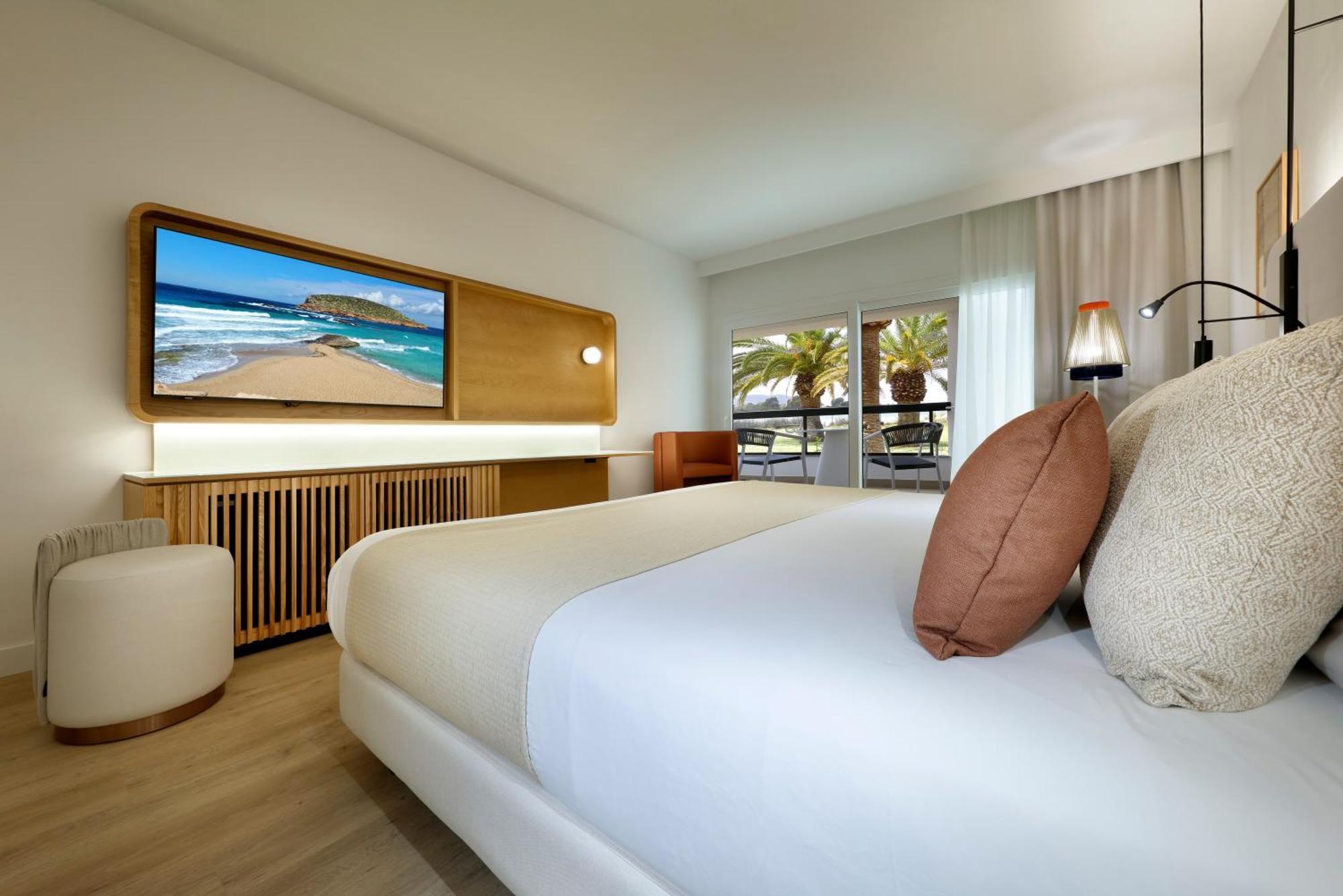 Grand Palladium White Island Resort & Spa Playa d'en Bossa Exteriér fotografie Deluxe room